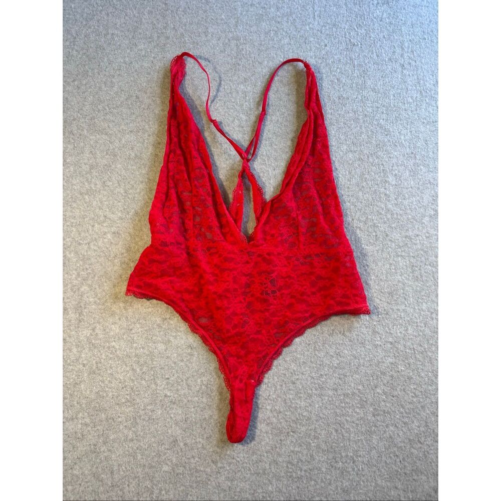 Victoria's Secret romantic red lace teddy bodysuit L